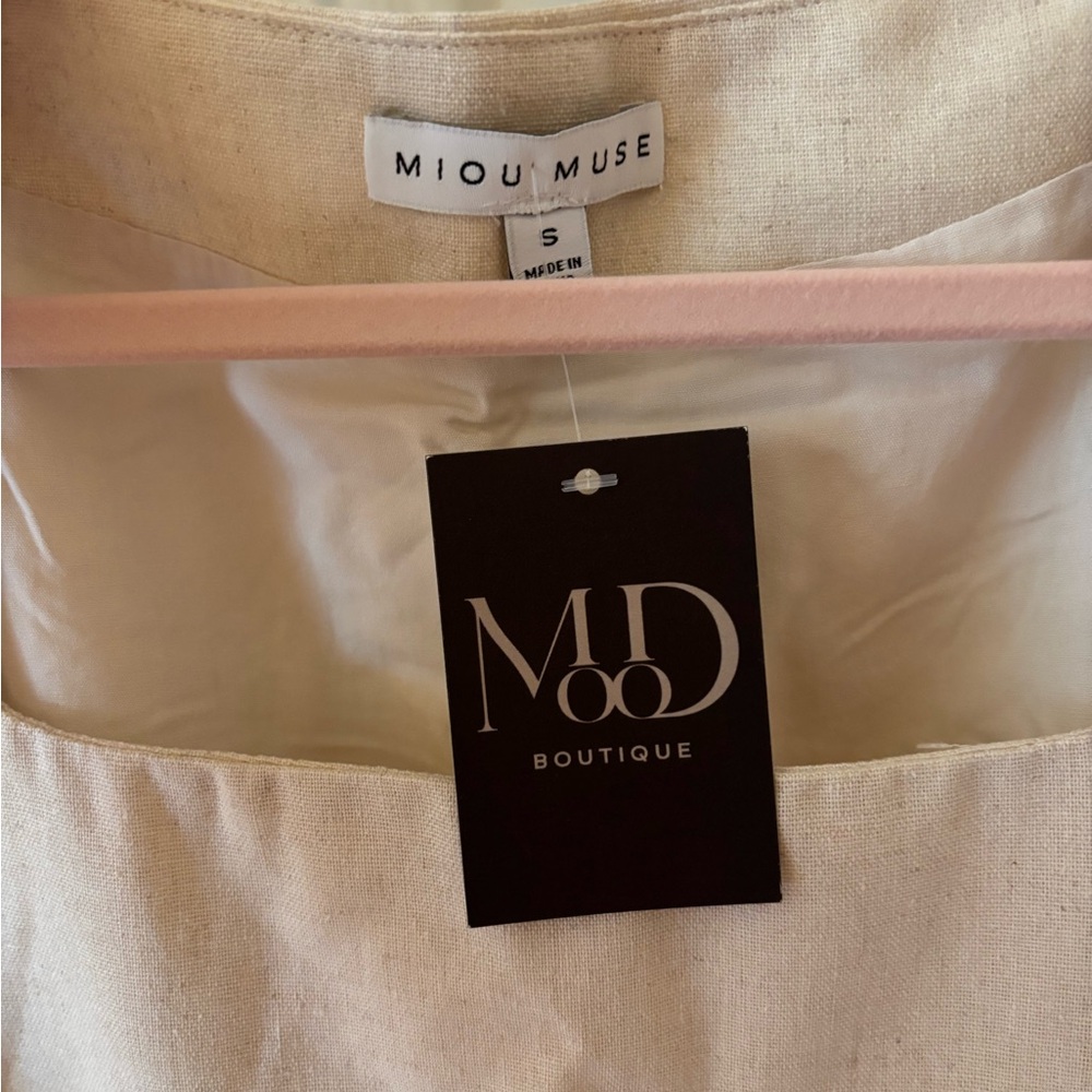 Miou Muse Cream Top